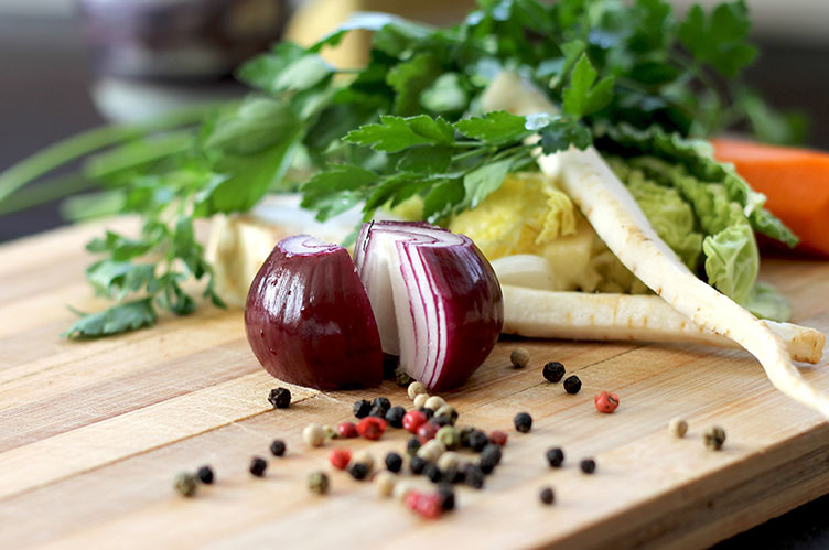 Gesund und fettarm kochen: Zehn Tricks